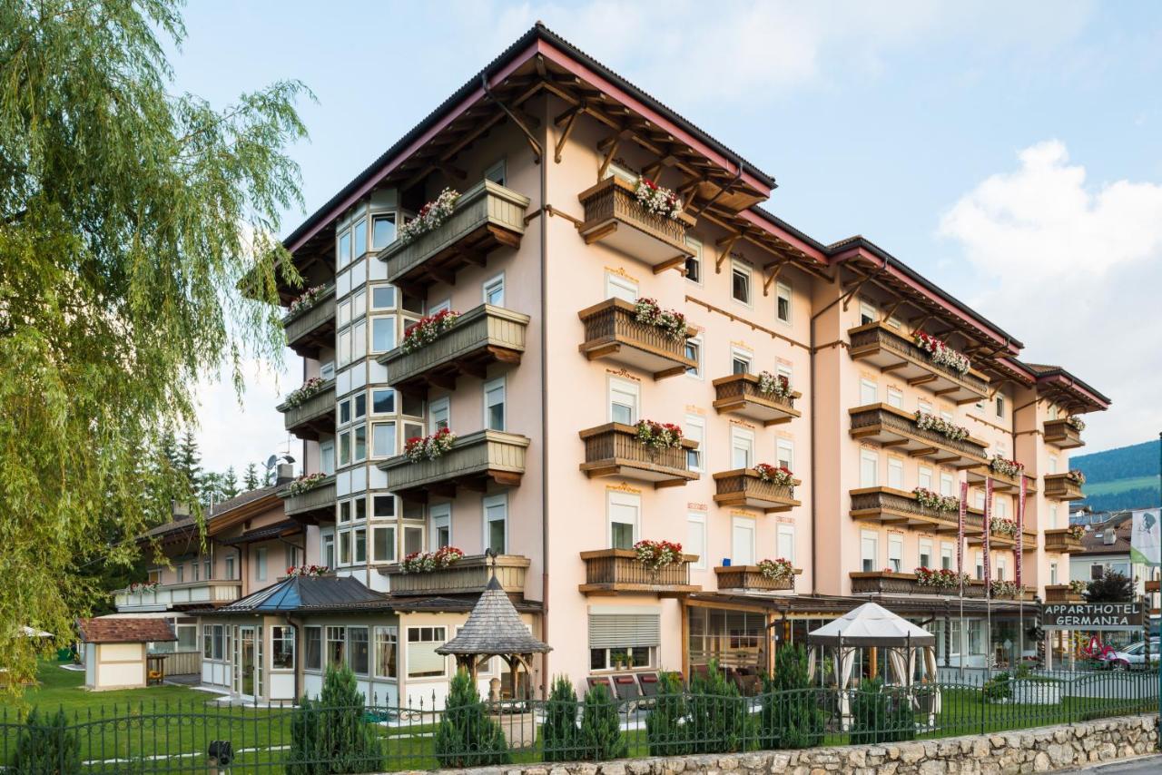 Apparthotel Germania Dobbiaco Ngoại thất bức ảnh